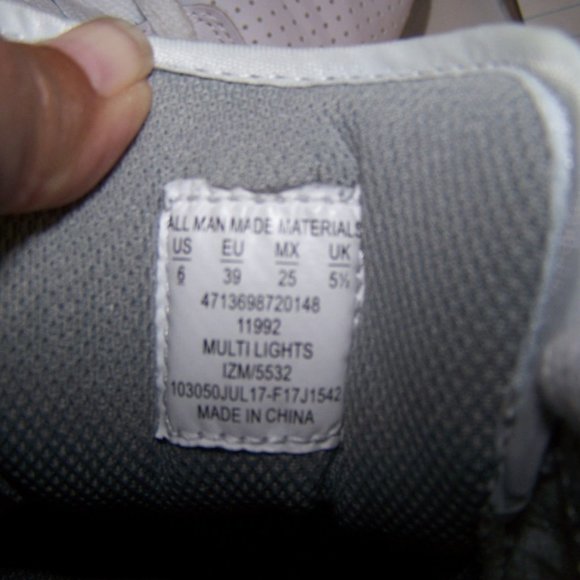 Multi-Lights Tennis Shoes Size 6 Red, Green, Blue - Picture 8 of 8